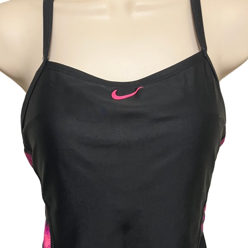 GC Nike One Piece Swimsuit Size: 8